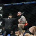 Najjači srpski teškaš spreman za UFC: Srbin brutalno patosirao Engleza, pa ga davio i naterao na predaju