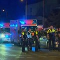 Automobil uleteo u masu na Prajdu u Berlinu: Jedna osoba poginula, najmanje 16 povređeno
