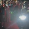 Na motoru stigla na binu, pa zagrmela Miličinu pesmu: Aleksis oduševila na Prajdu, Pavlovićeva reagovala!