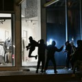 Francuska policija nemoćna; "Na 15 lokacija po 200 ljudi koji divljaju..." VIDEO