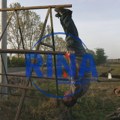 Stoji naopačke na banderi i drvetu, radi salto na velikim visinama: Mića Akrobata iz sela Sikirica kod Paraćina živa…