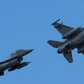 Pentagon priznaje: isporuka F-16 Kijevu neće promeniti odnos snaga