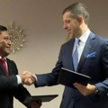 Srbija uspostavila diplomatske odnose sa maršalovim ostrvima: Đurić potpisao Protokol sa Kanekom