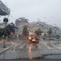 Oblačno i svežije, mestimično sa pljuskovima i grmljavinom, temperatura do 28