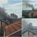 Gori poslednji sprat nove zgrade na Čukaričkoj padini: Izbio veliki požar, dim se nadvio nad taj deo grada