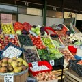 Inspekcija na pijacama zaplenila više od 700 kilograma sumnjive hrane: proizvodi bez deklaracije, istekli rokovi