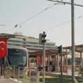 Autobus u Turskoj udario u ogradu autoputa i zapalio se, poginulo osam osoba