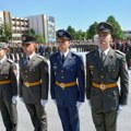 Tradicionalnim defileom i bacanjem šapki uvis završena promocija najmlađih oficira