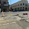 Mamurne šatordžije nemaju kad da popune rupe ni u Glavnoj ulici