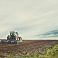 Zajedno: Pod velom slobodnog tržišta nad poljoprivrednicima u Srbiji se vrši sistematska pljačka