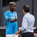 Fudbal i Italija: Napoli se našalio sa napadačem Viktorom Osimenom zbog promašenog penala, on preti tužbom