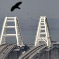 Krimski most obnovljen 18 dana pre roka, saobraćaj otvoren u sve četiri trake