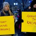 Protest ispred Ministarstva zbog akušerskog nasilja: Potresne ispovesti porodilja