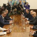 Konsultacije o mandataru: Predsednik Vučić s predstavnicima liste SNS na čelu s Milošem Vučevićem
