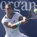 Srpski teniser Laslo Đere eliminisan u osmini finala ATP turnira u Kicbilu