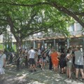 (BLOG) U Valjevu pretučeni demonstranti, "vanredno stanje" sinoć u bolnici, gimnazijalci pozvali na protest
