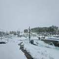 Prvi sneg zavejao Kosovo, pojedina sela ostala bez struje
