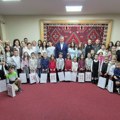 Tradicionalnim prijemom kod gradonačelnika počelo obeležavanje Dečje nedelje u Pirotu