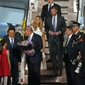 Pogledajte kakav doček je priređen Trampu u Pekingu: Si Đinping ga nije čekao, svi gledali u ove dve lepotice