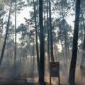 Alarmantno oko Atine: Vlasti pozivaju na evakuaciju bez odlaganja
