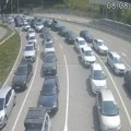 Kolaps na putu ka Crnoj Gori: Kolone na granici, velike gužve kroz Budvu, Kotor i Tivat