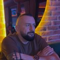 Pevač otkazao nastup zbog smrti prijatelja estradnog šminkera: Od njega se emotivno oprostila i ova pevačica