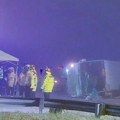 Prevrnuo se autobus pun putnika: Nezapamćena tragedija u Australiji, najmanje 10 ljudi poginulo