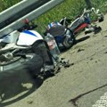 Teška nesreća na "Milošu Velikom": Dečko i devojka na motoru sleteli sa puta i zakucali se u bankinu