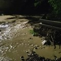 Potoci tekli ulicama u Banatskom Karlovcu: Jako nevreme zahvatilo područje, snimci su nestvarni
