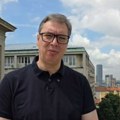 "Budućnost je u vašim rukama": Vučić čestitao Vidovdan (video)
