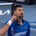 "Ma da vas, čujem, bre!": Novak se okrenuo ka navijačima, niko ne sme ni da zucne (Video)