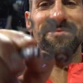Novak Đoković na kameri ponovo iznenadio porukom: Obratio se još jednom na jeziku koji niko nije očekivao