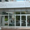 Studenti u blokadi blokirali ispitni rok na Visokoj poslovnoj školi, ispiti otkazani