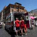 Turisti umrli na plaži, među žrtvama toplotnog talasa i devojčica: Širom Italije izmereno preko 40 stepeni