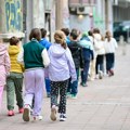 Dojave o bombama bile lažne: Policija pregledala škole, đaci vraćeni na nastavu