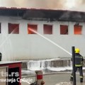 RTS: Požar u Novom Pazaru lokalizovan, ali su vatrogasci i dalje tu