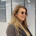 Viki Miljković oduzela dah stajlingom na aerodromu: Krišom smo usnimili ko ju je strpljivo čekao da sleti