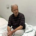 Legendarni pevač završio u bolnici Hitno hospitalizovan zbog problema sa srcem: traje višednevna borba