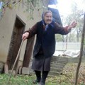 Kud ću, jadna, kad Radosav ode u Norvešku: Usamljena i bolesna starica iz sela pod Kadinjačom sahranila je muža i oba sina…