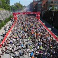 Užas na maratonu u Stokholmu: Takmičar doživeo srčani udar na 300 metara do cilja
