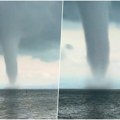 "Ovo može da sruši sve pred sobom!" Neverovatan fenomen snimljen na jezeru u Nemačkoj: Vodeni tornado na pogon od 150 km/h…