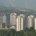Veliki požar u komšiluku! Građani u panici, dim se vidi iz celog grada!