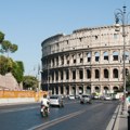Za gadnu naviku koju Srbi imaju na svakom koraku u Italiji se plaća paprena kazna: Pravilo 100 metara o kom mnogi nemaju pojma