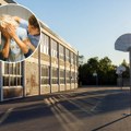 Učenici brutalno pretukli vršnjaka (15) u školi: Jeziv incident u Ivanjici, tinejdžer zadobio povrede