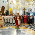Porfirije: Neka krst Hristov bude sila i znamenje pobede dobra