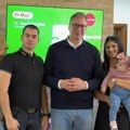 "Sada imaju svoj dom i sigurnost": Vučić posetio porodicu sa dvoje dece koja je uz kredit za mlade kupila nekretninu
