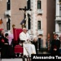 Papina poseta Veneciji, susret sa zatvorenicama