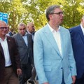 „Vučić postrojio Srbiju uz Rusiju i želi da uzme deo Kosova“: Danijel Server oštro kritikuje srpskog predsednika, ali i…