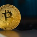 Bitcoin uzletio iznad 105.000 dolara