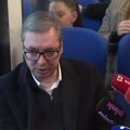 Vučić: Najvažnije da se zemlja ekonomski oporavi od udara spolja da se uruši vlast